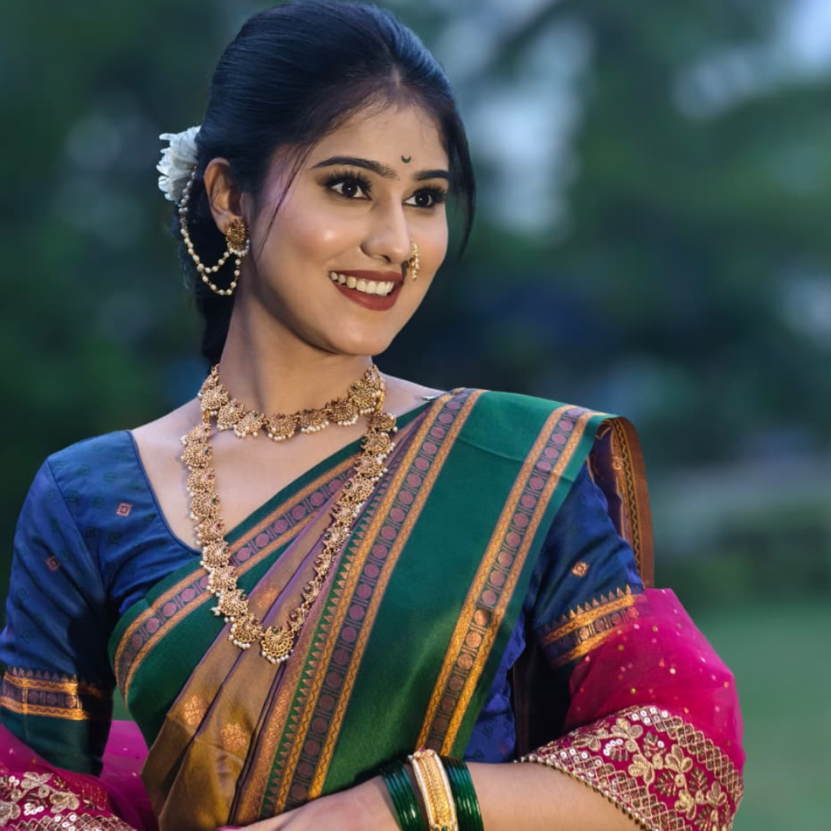 Wedding beauty stylist